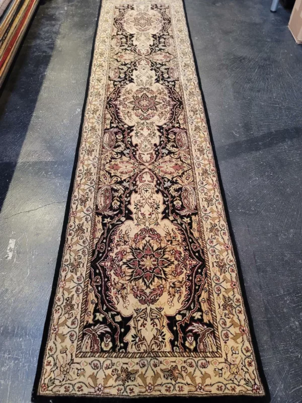 2' 06" x 10' 00" Wool Kashan Rug